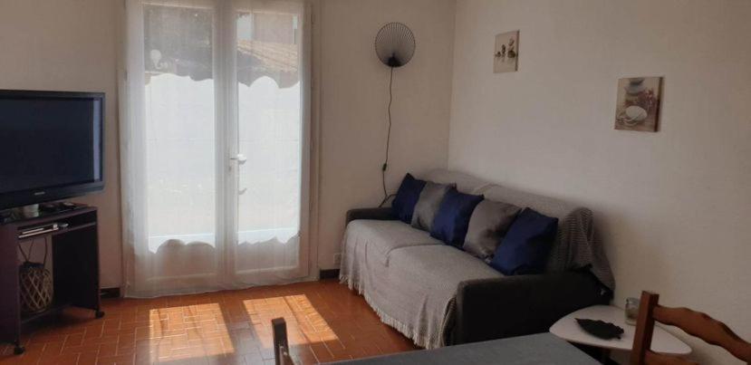 Location Saisonniere Apartment Coursan Luaran gambar