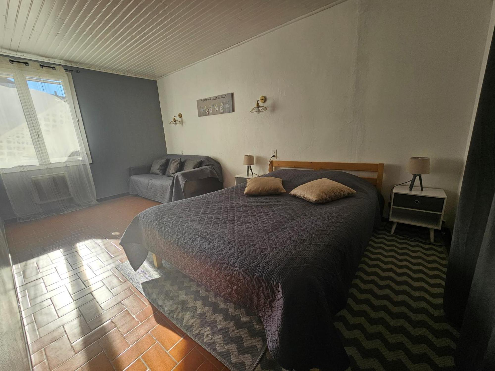 Location Saisonniere Apartment Coursan Luaran gambar