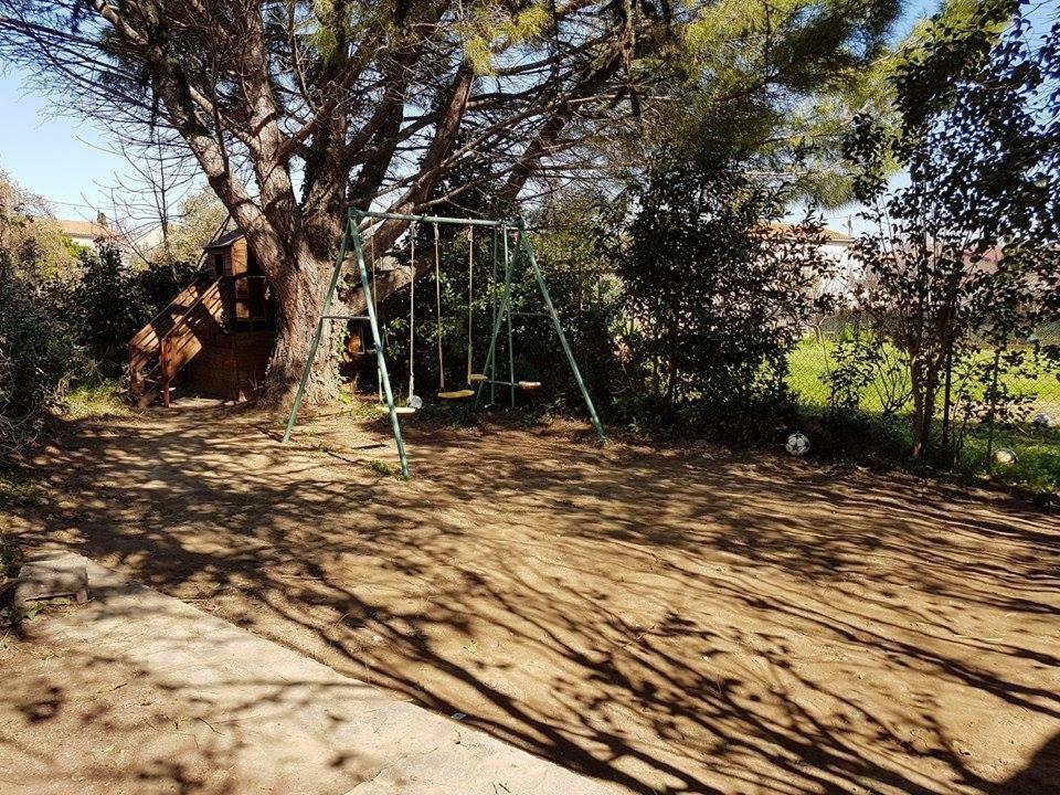 Location Saisonniere Apartment Coursan Luaran gambar