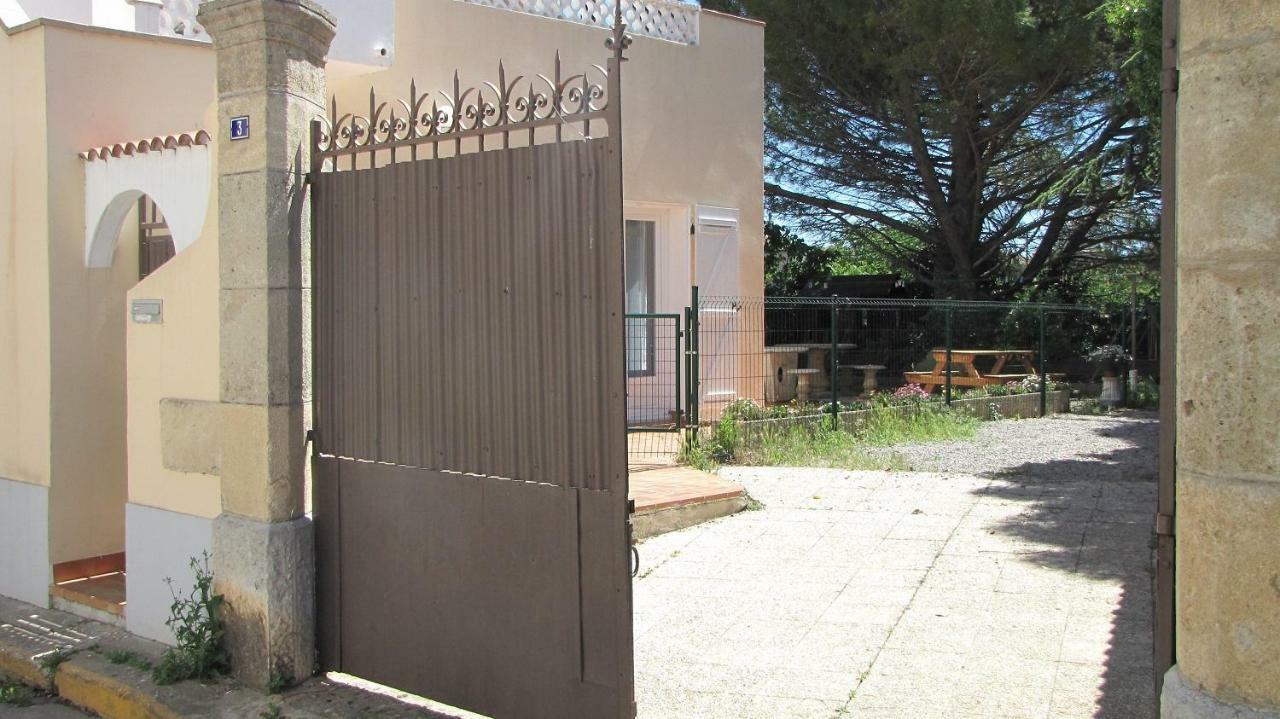 Location Saisonniere Apartment Coursan Luaran gambar